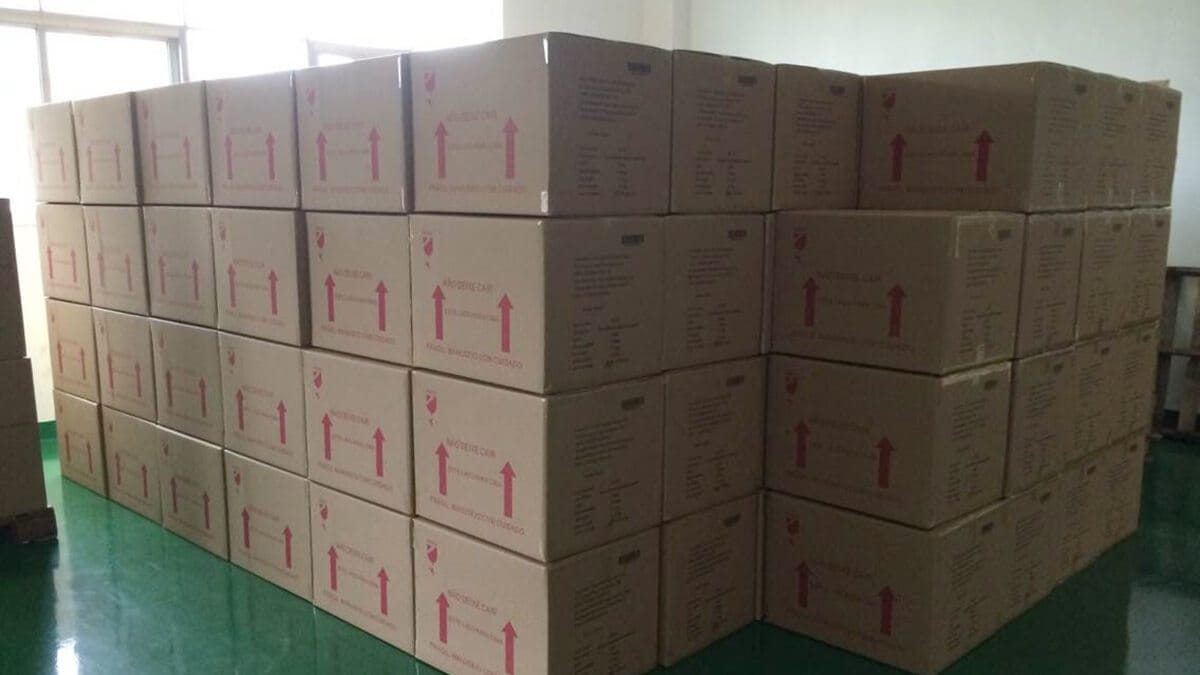 Professional protective packaging protocols for international shipping of acrylic goods by ACRYLIC2GO.